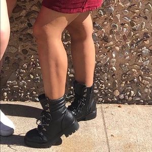Black (combat looking) Boots!